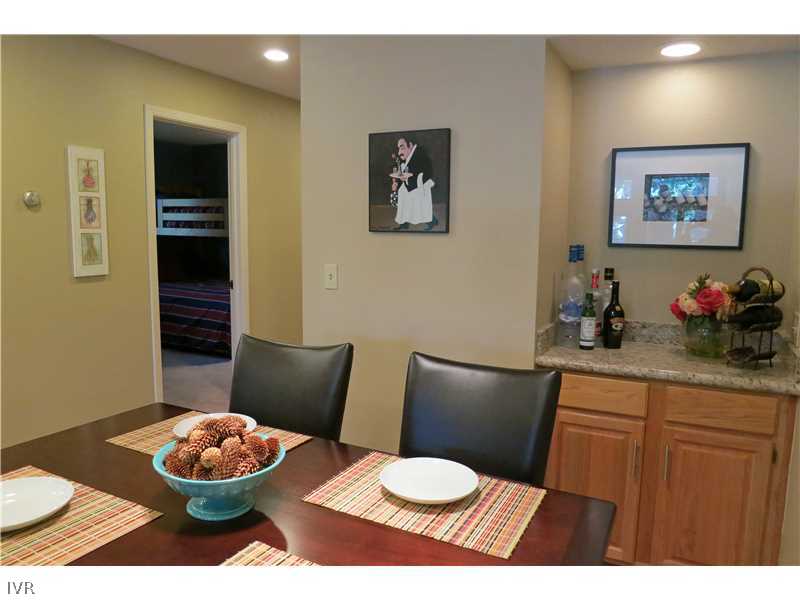 931 Incline Way, Unit 239 Incline Village, NV 89451 - Photo 16 of 34 Dining Room.