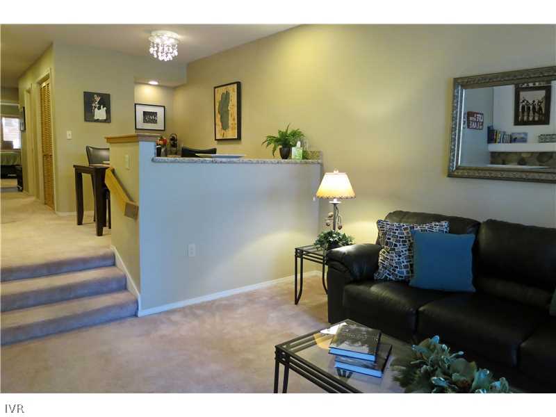 931 Incline Way, Unit 239 Incline Village, NV 89451 - Photo 21 of 34 Living Room.
