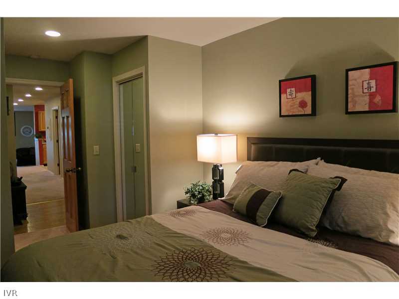 931 Incline Way, Unit 239 Incline Village, NV 89451 - Photo 7 of 34 Master Bedroom.