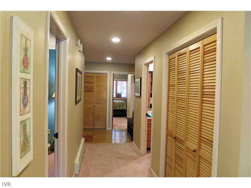 931 Incline Way, Unit 239 Incline Village, NV 89451 - Photo 10 of 34 Other. Entry Hall