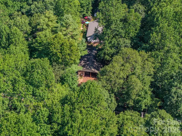 a outdoor view with a sitting space