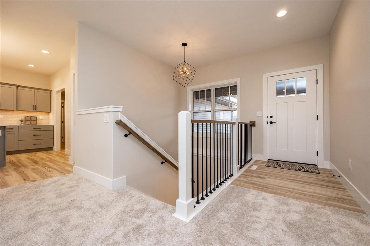 709 Pointer Circle Center Point, IA 52213 - Photo 4 of 44 Gallery Image 4