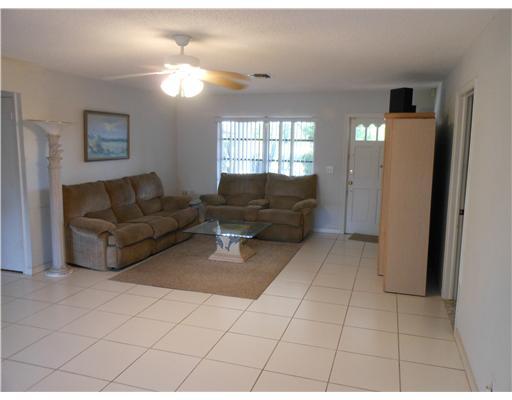 4945 Club Road Haverhill, FL 33415 - Photo 4 of 19 Additional Photo