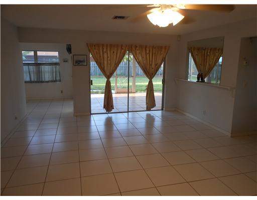 4945 Club Road Haverhill, FL 33415 - Photo 5 of 19 Additional Photo