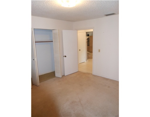 4945 Club Road Haverhill, FL 33415 - Photo 9 of 19 Additional Photo