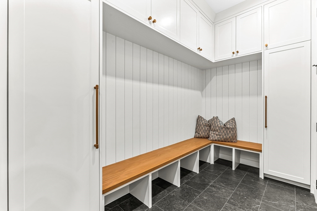 83 Elder Road Needham, MA 02494 - Photo 15 of 35