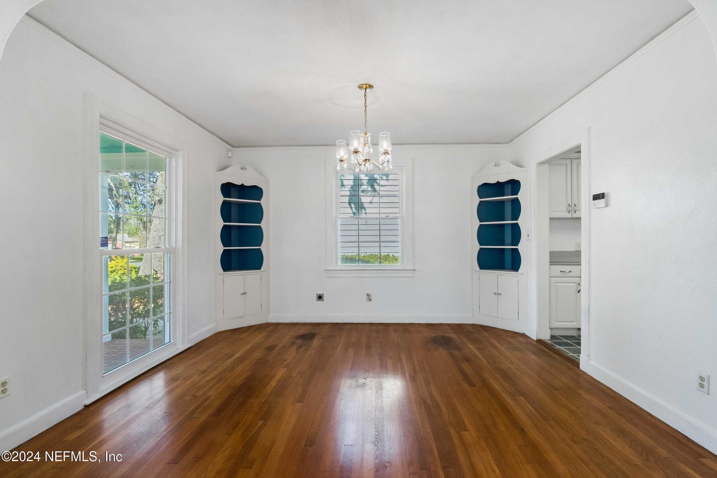 3915 Gadsden Road Jacksonville, FL 32207 - Photo 9 of 27 dining room