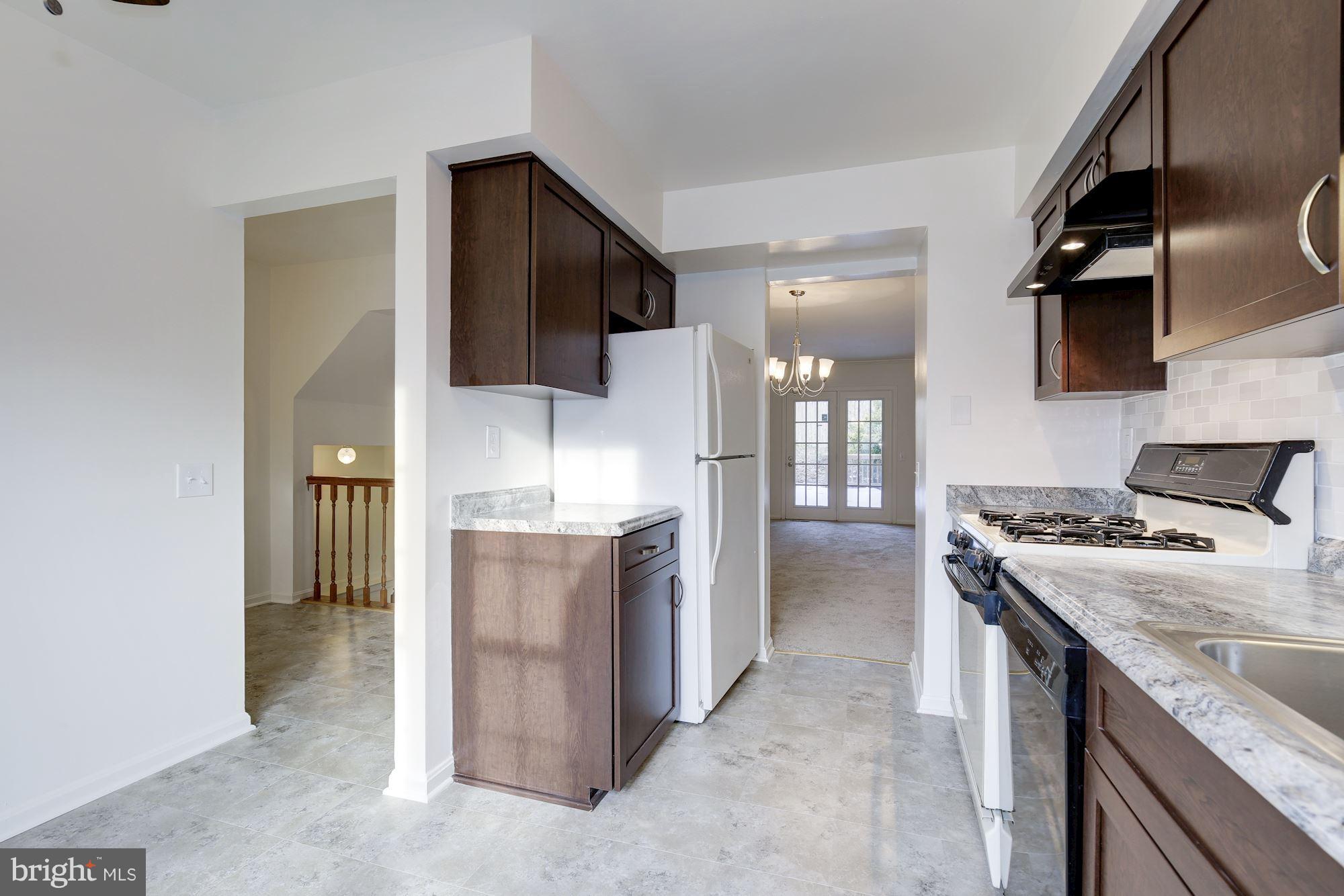 216 Finale Terrace Silver Spring, MD 20901 - Photo 11 of 30
