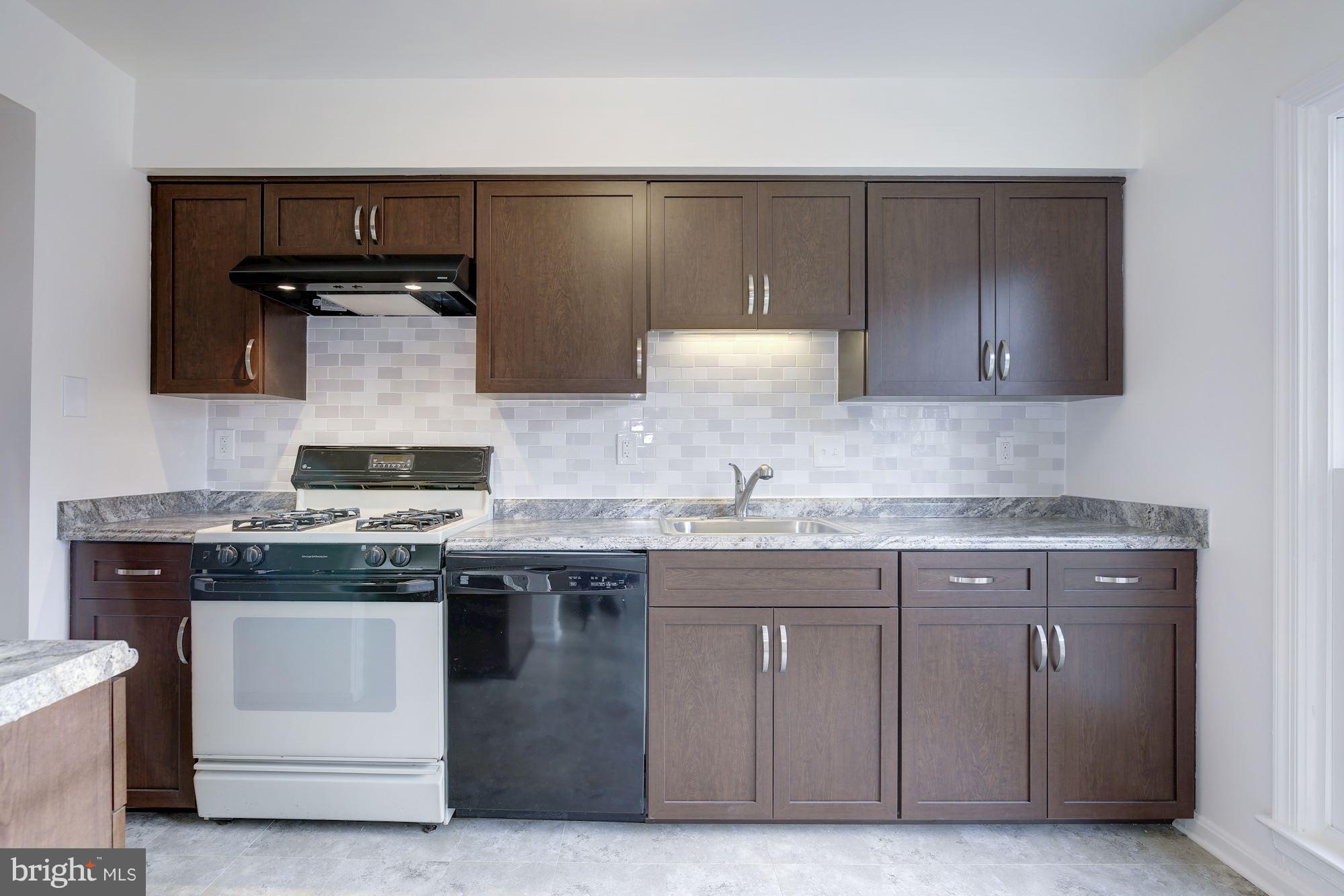 216 Finale Terrace Silver Spring, MD 20901 - Photo 12 of 30