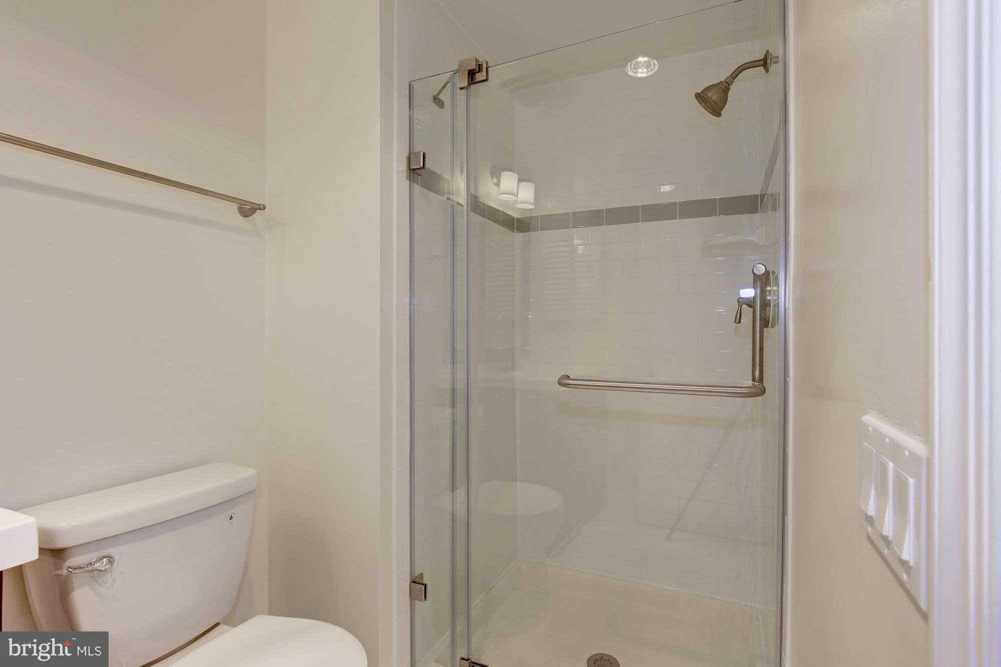 216 Finale Terrace Silver Spring, MD 20901 - Photo 20 of 30