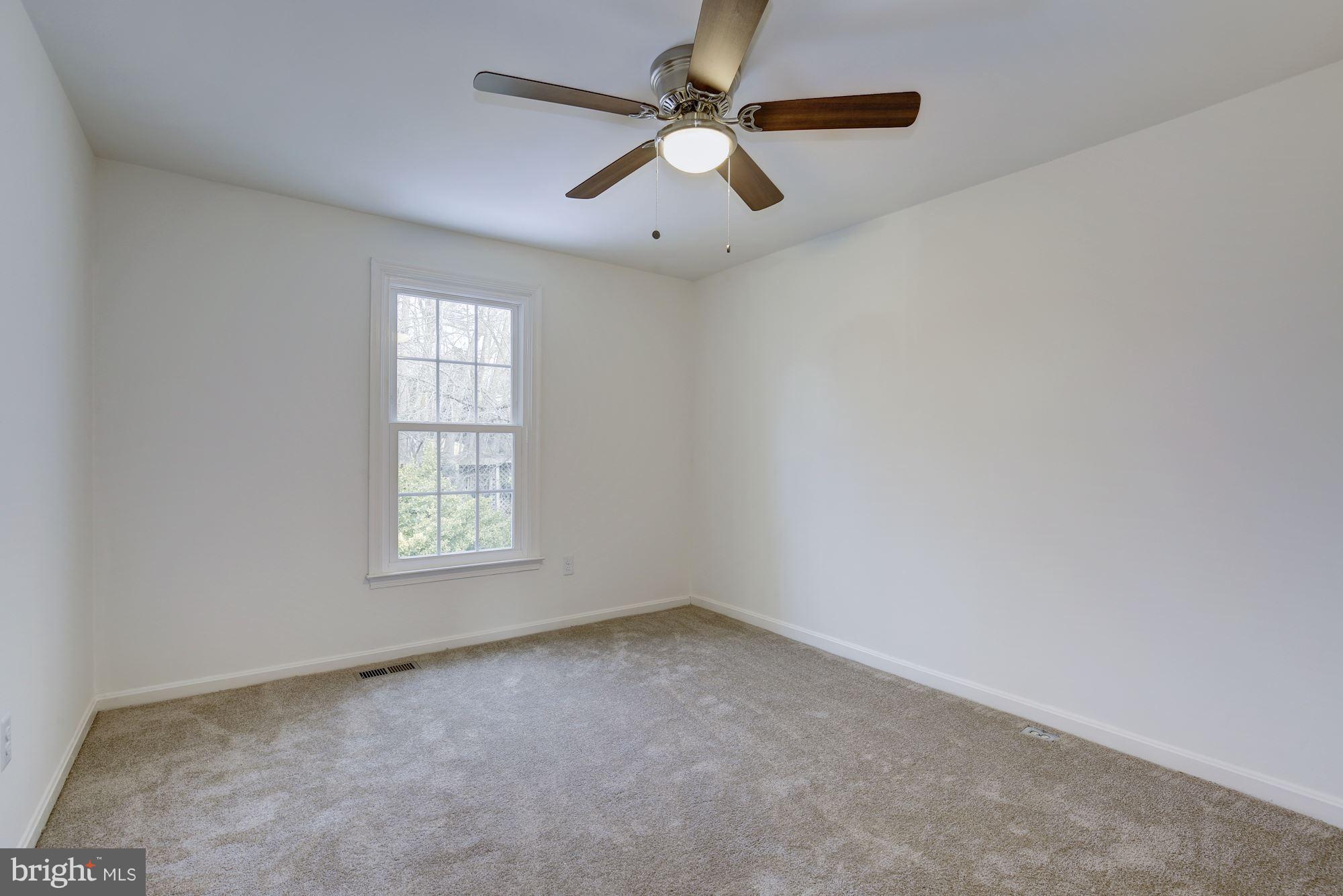 216 Finale Terrace Silver Spring, MD 20901 - Photo 23 of 30