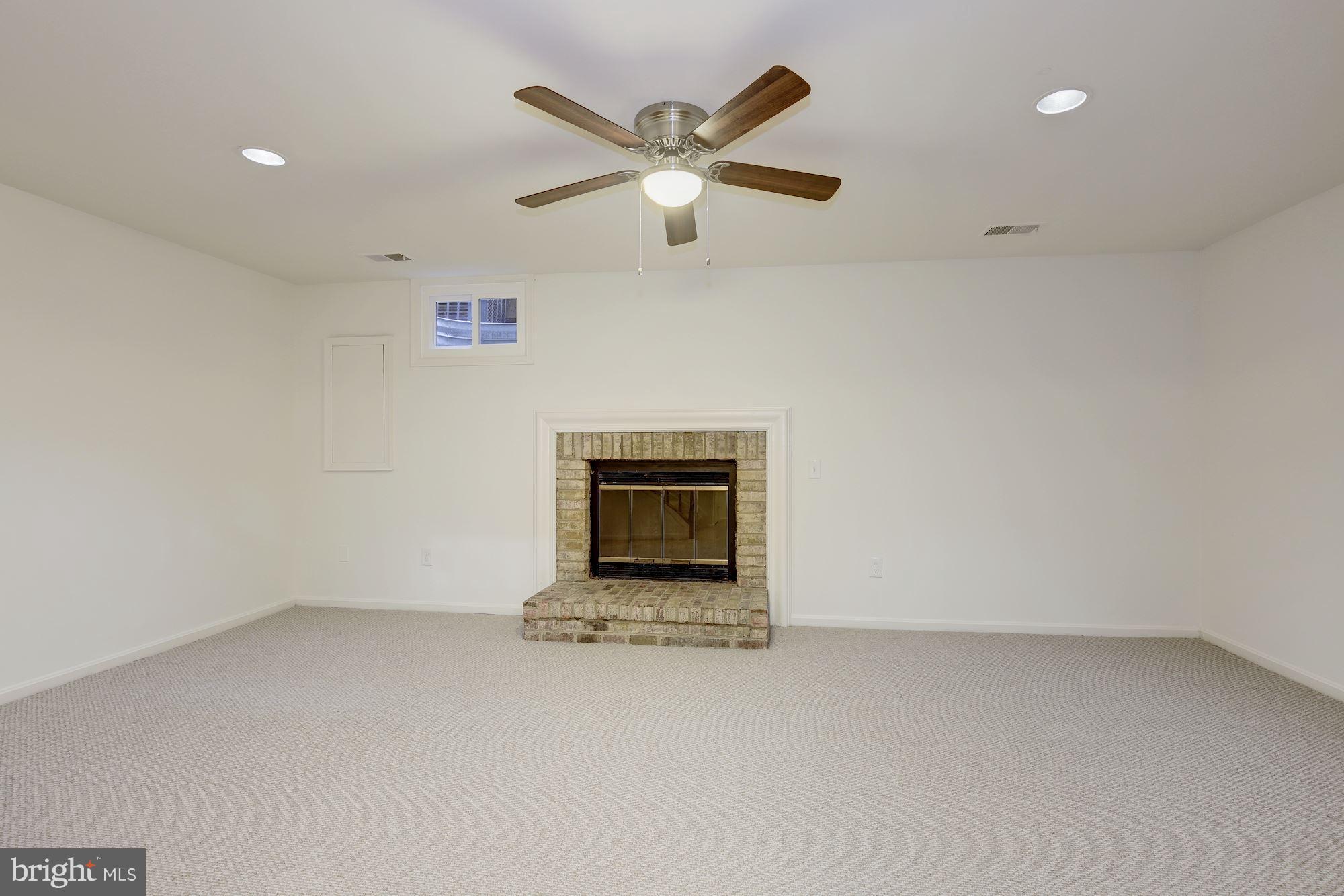 216 Finale Terrace Silver Spring, MD 20901 - Photo 24 of 30