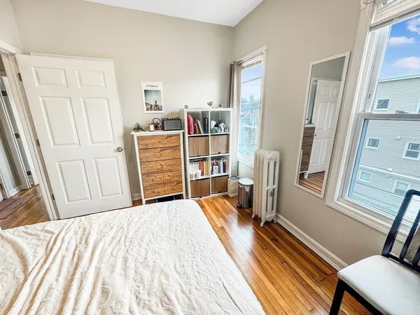 $6,800 | 107 Columbia Street, Unit 3, Cambridge, MA 02139