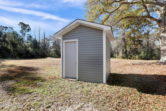 $259,000 | 270 Williams Store Road, Hampstead, NC 28443