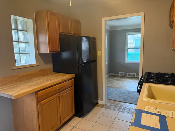 $117,400 | 22732 Rosalind Avenue, Eastpointe, MI 48021