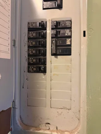 $119,900 | 22732 Rosalind Avenue, Eastpointe, MI 48021