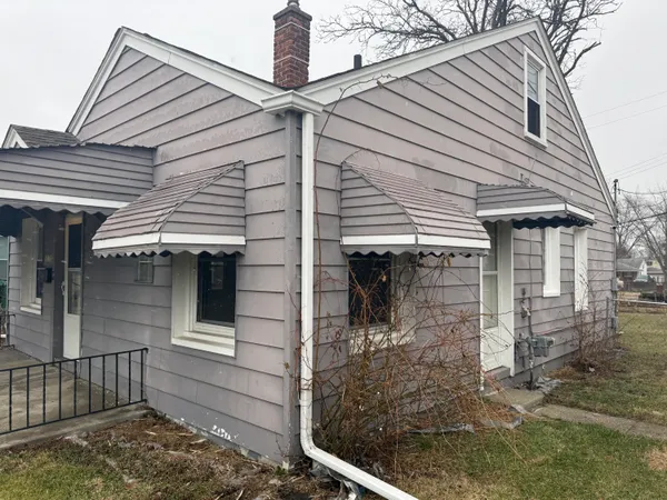$119,900 | 22732 Rosalind Avenue, Eastpointe, MI 48021