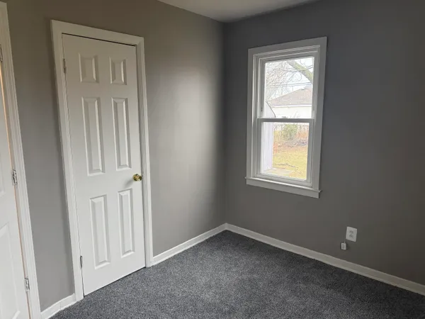 $119,900 | 22732 Rosalind Avenue, Eastpointe, MI 48021