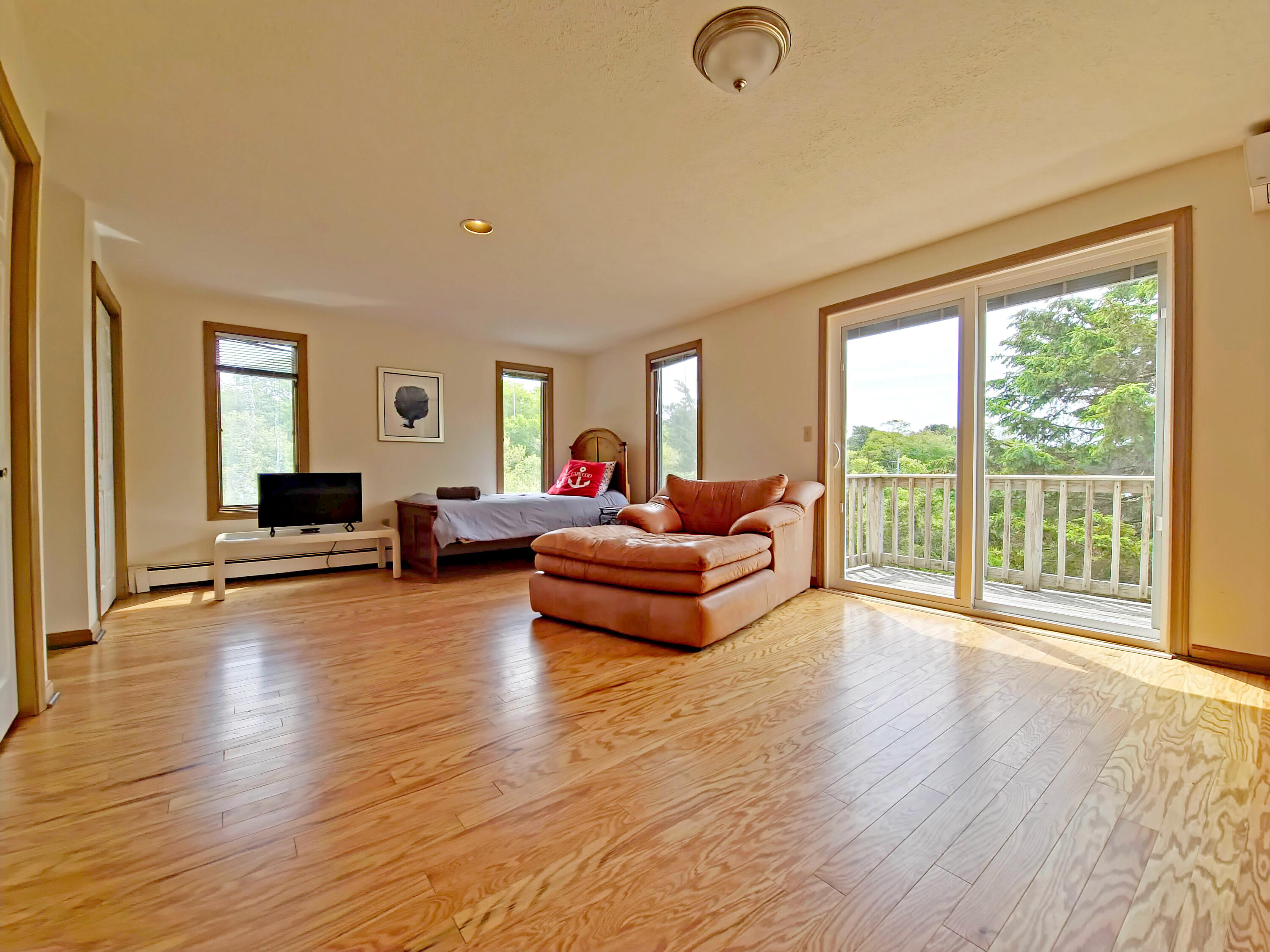 30 Norris Path Teaticket, MA 02536 - Photo 19 of 39 2nd Fl Primary En-suite Bedroom 2