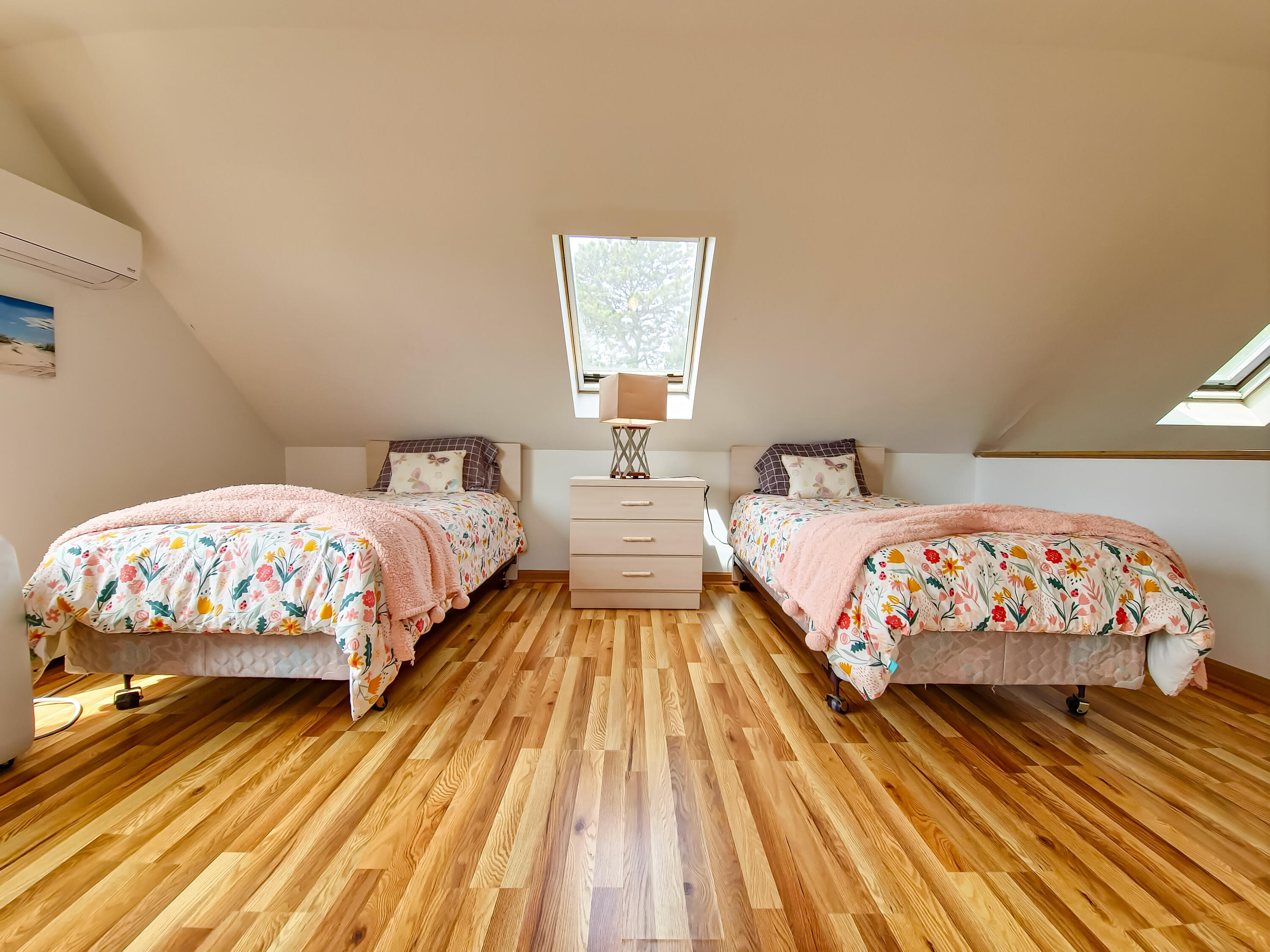 30 Norris Path Teaticket, MA 02536 - Photo 25 of 39 Attic Loft