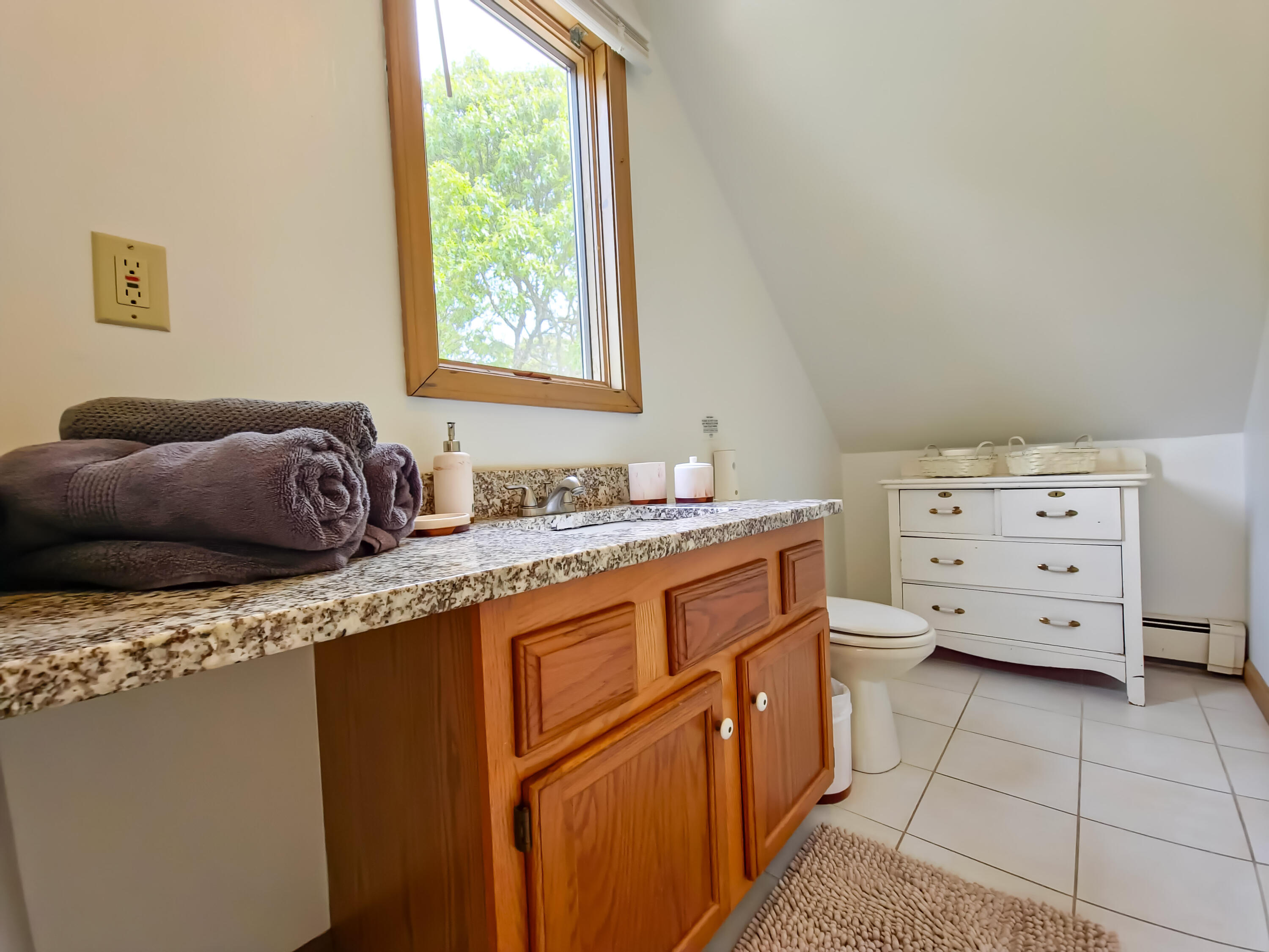 30 Norris Path Teaticket, MA 02536 - Photo 28 of 39 Attic Bathroom