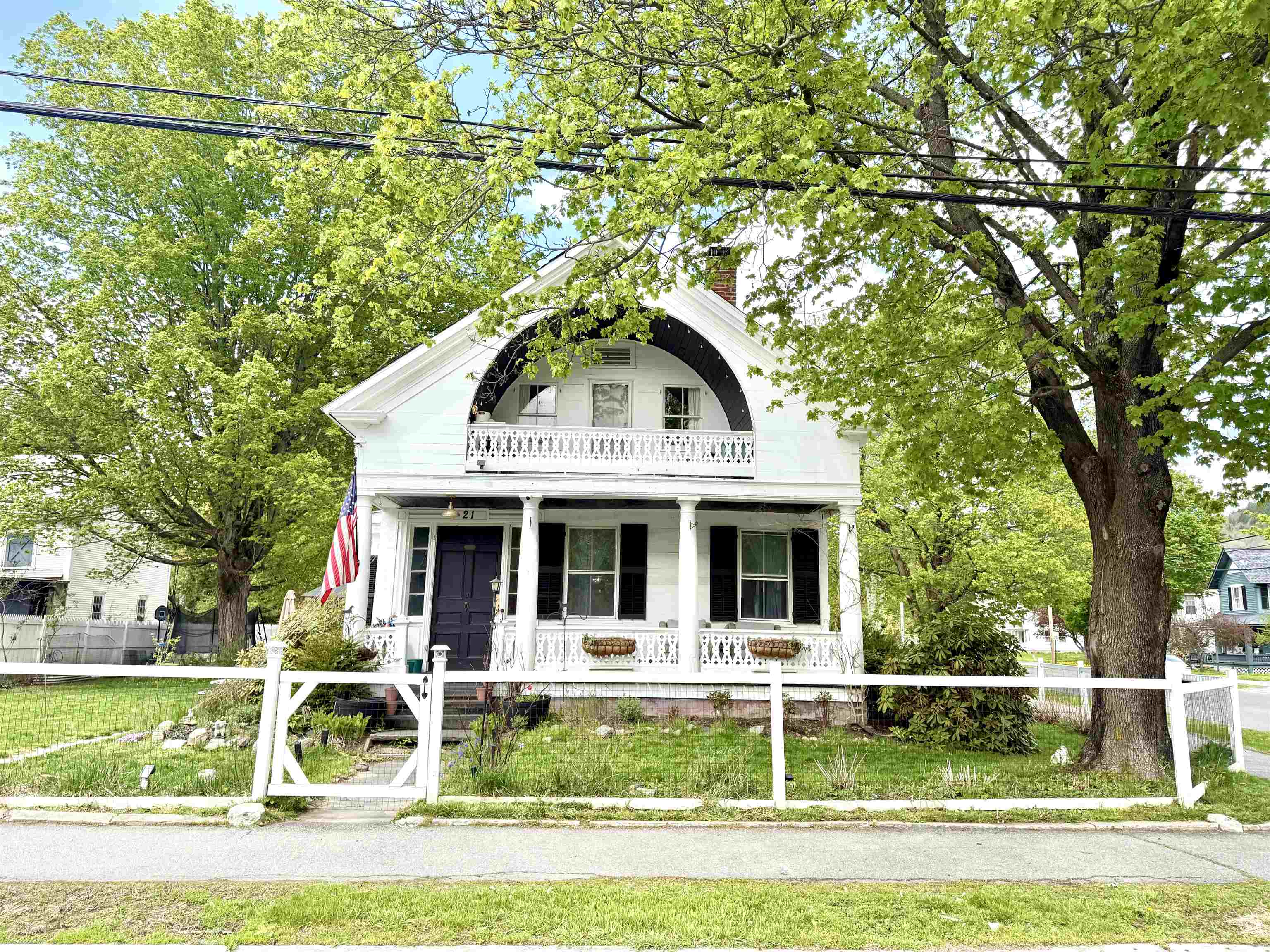 21 Main Street Rockingham, VT 05101 - Photo 2 of 42