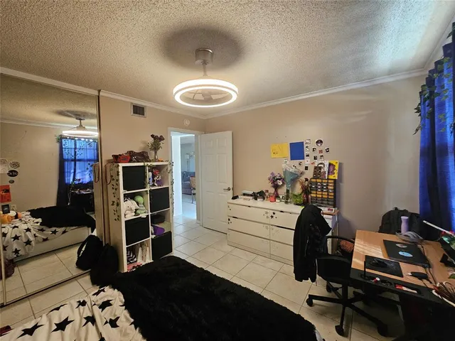 $265,000 | 6085 Balboa Circle, Unit 303, Boca Raton, FL 33433