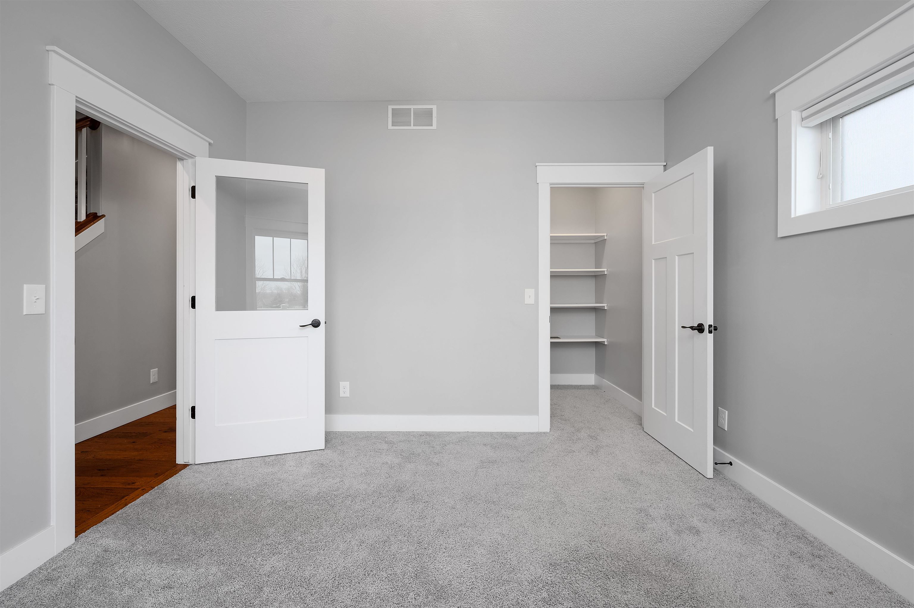 552 Napolean Way Traverse City, MI 49696 - Photo 16 of 75 1929844-2f38317b-2fdc-40e3-9474-d1aceca126af.JPG