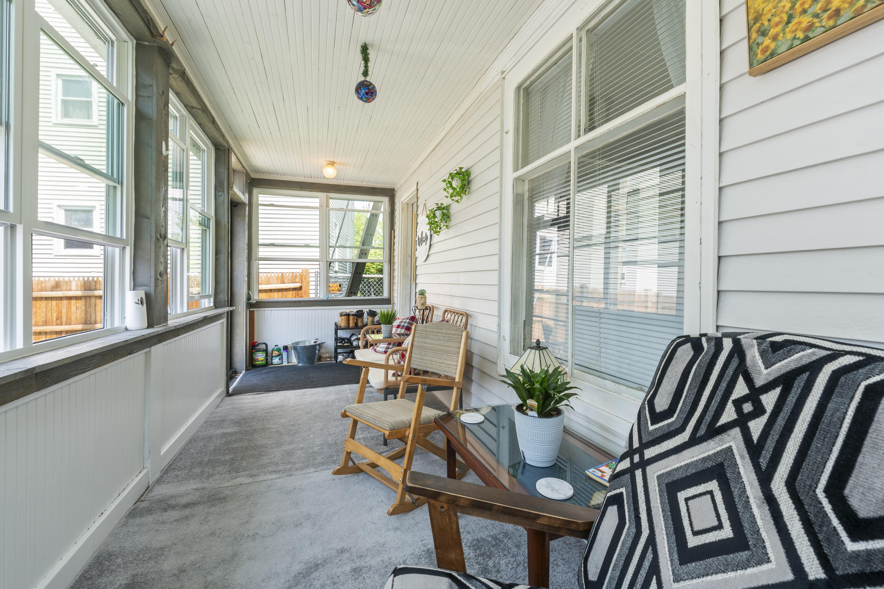 177 Oak Street, Unit R Lewiston, ME 04240 - Photo 8 of 48 Front porch