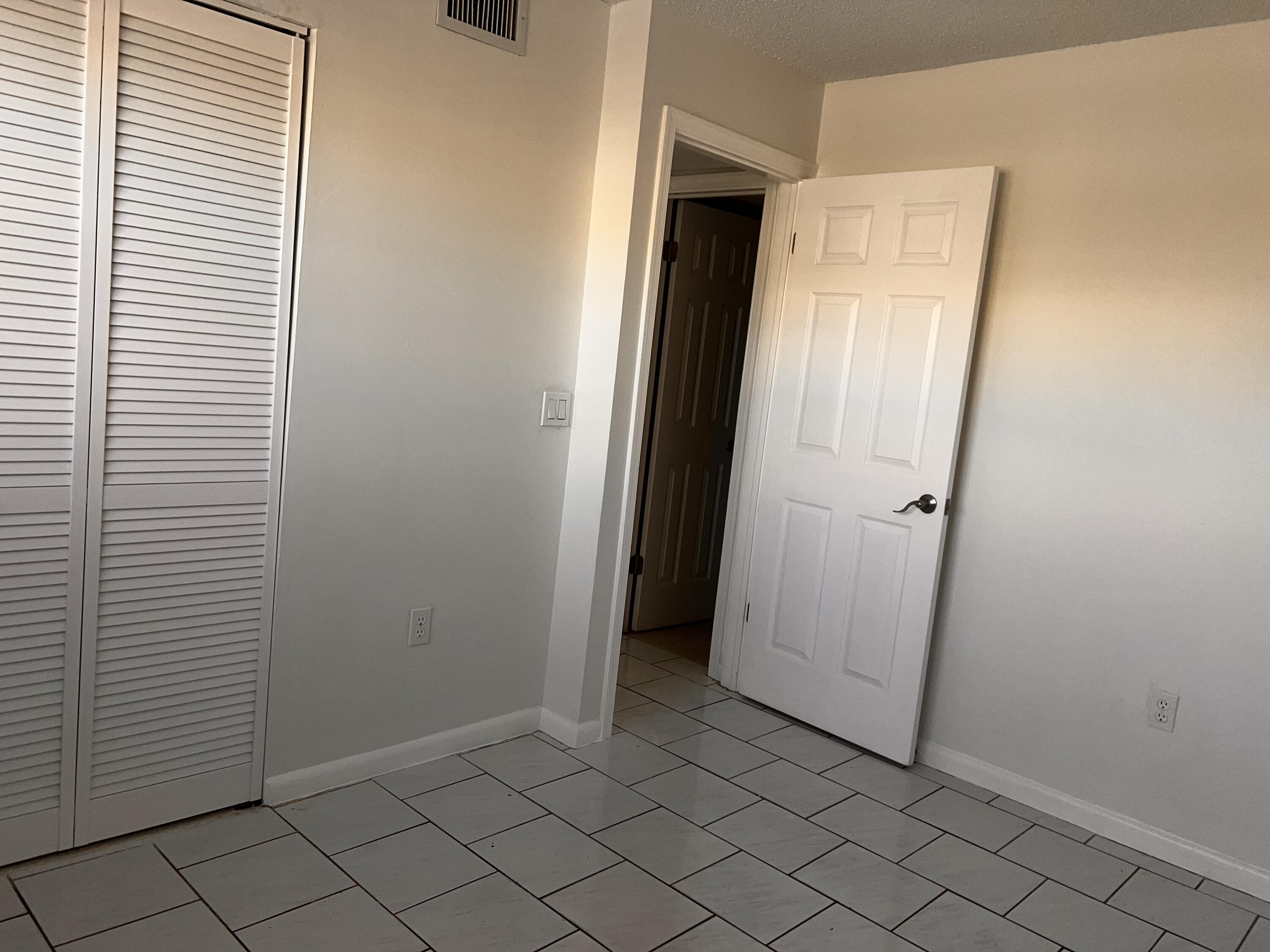 600 Southwest 2nd Avenue, Unit 2350 Boca Raton, FL 33432 - Photo 18 of 18 2025-03-06 16.35.12