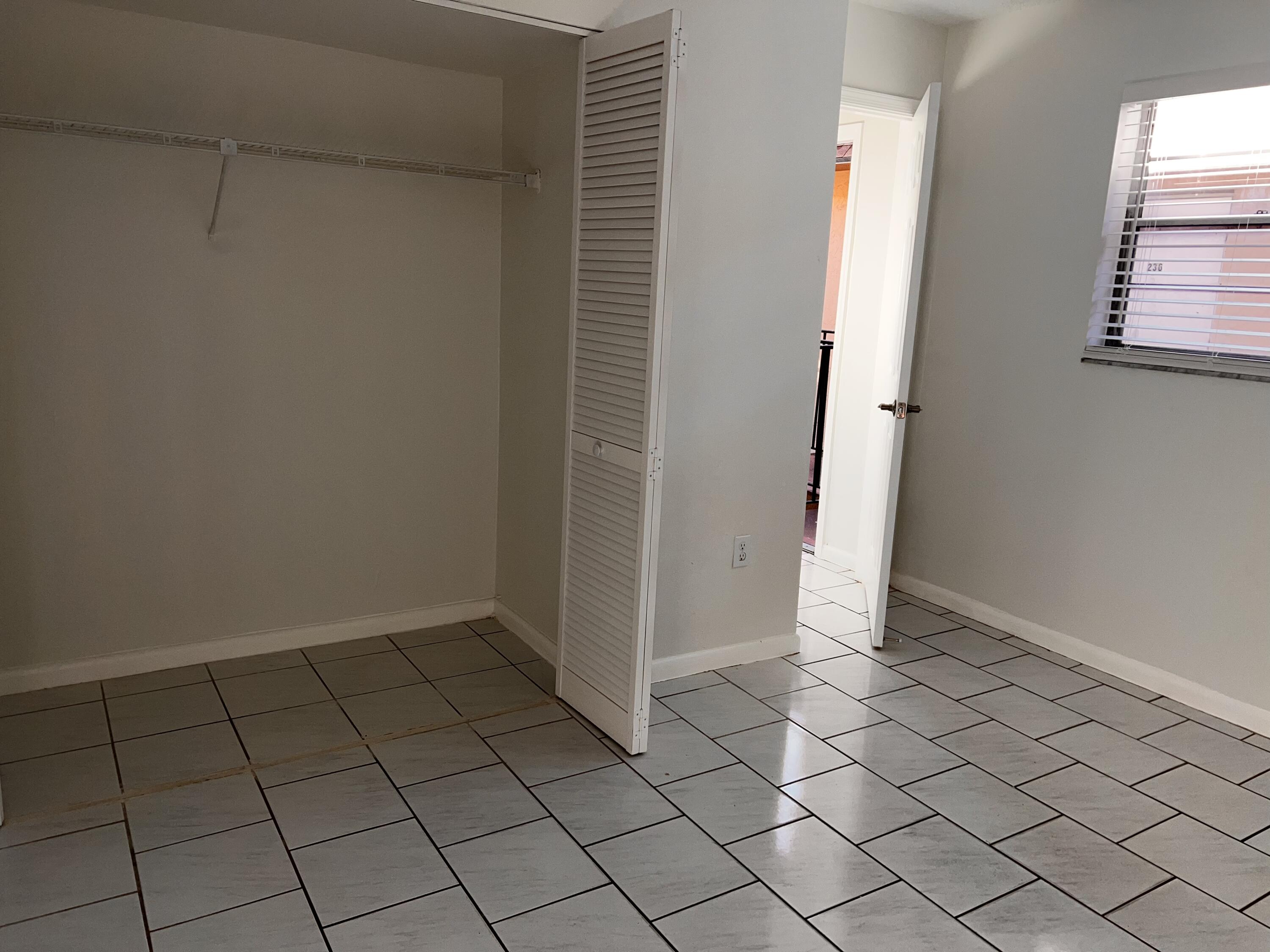 600 Southwest 2nd Avenue, Unit 2350 Boca Raton, FL 33432 - Photo 7 of 18 2025-03-06 16.33.11