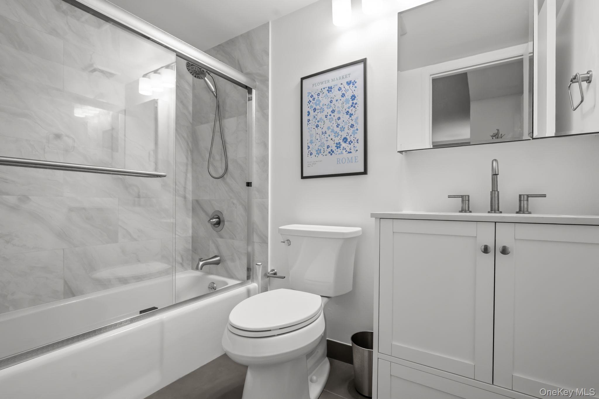 50 Bayberry Drive Peekskill, NY 10566 - Photo 20 of 38 a bathroom with a toilet and a bathtub