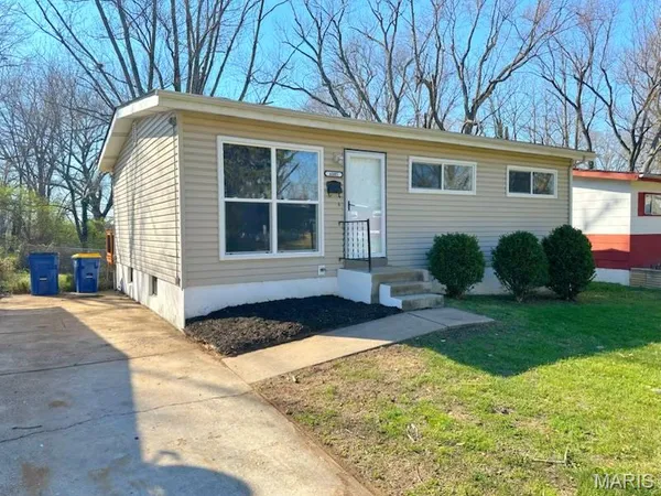 $139,500 | 4005 Cranberry Lane, St. Louis, MO 63121