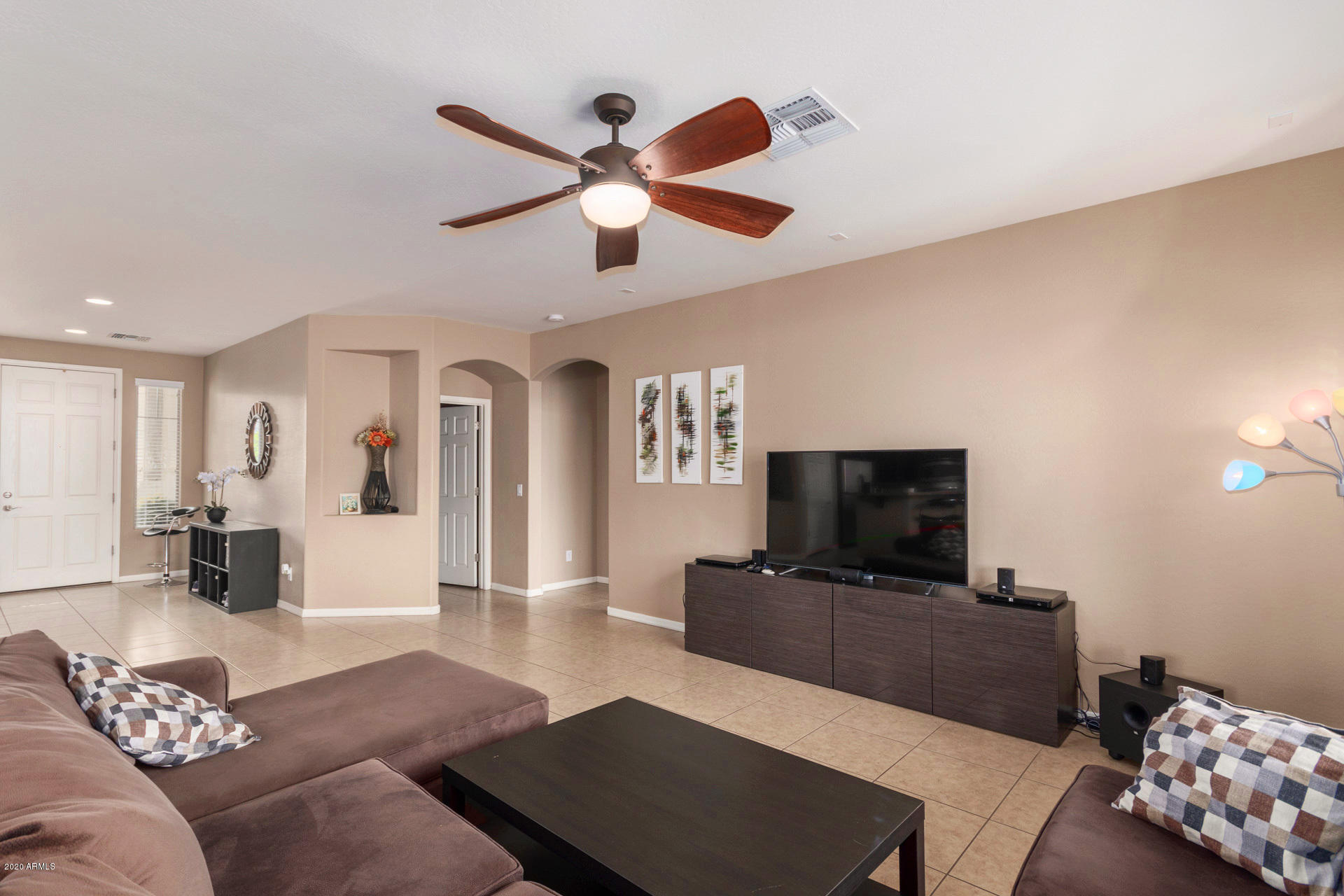 2334 West Beverly Rd. Phoenix, AZ 85041 - Photo 11 of 40 0012-Beverly 11