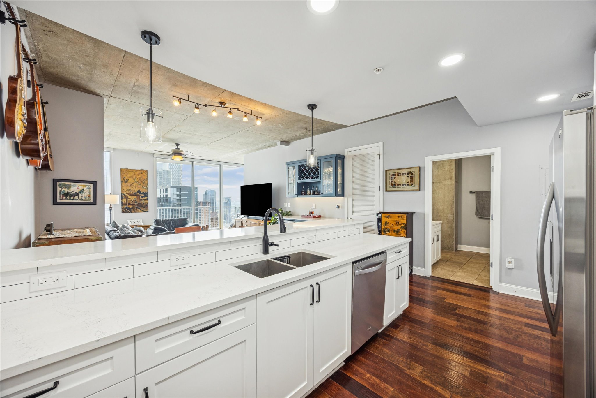 360 Nueces Street, Unit 4009 Austin, TX 78701 - Photo 11 of 40