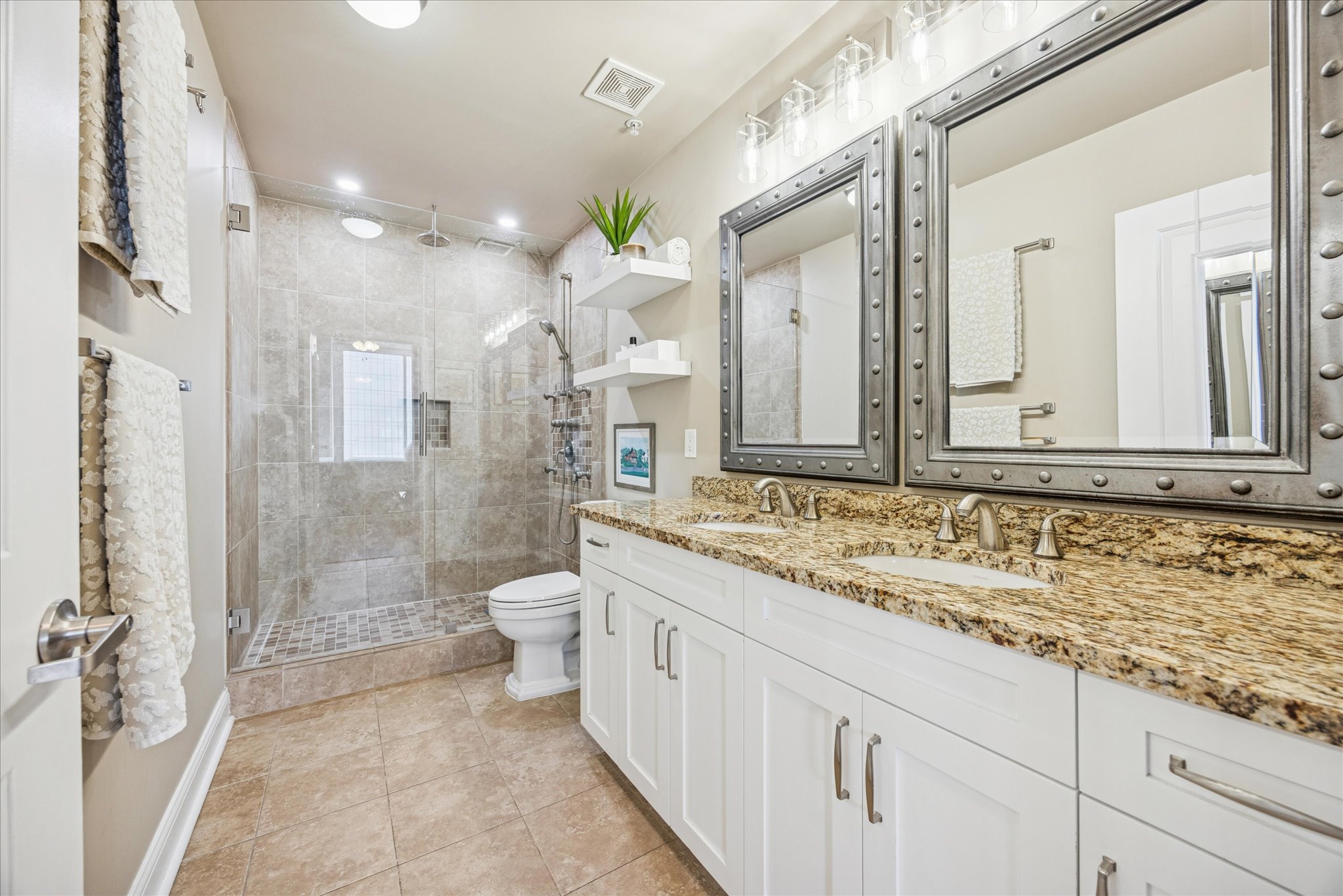 360 Nueces Street, Unit 4009 Austin, TX 78701 - Photo 26 of 40