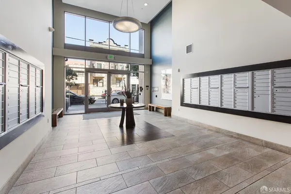 a view of an entryway with a livingroom