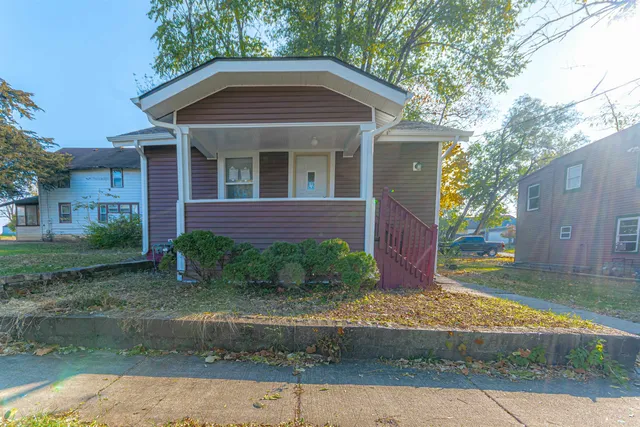 $99,900 | 210 Stewart Avenue, Rockford, IL 61102