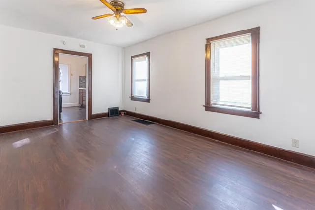 $99,900 | 210 Stewart Avenue, Rockford, IL 61102