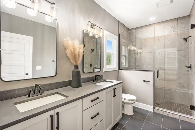 $838,500 | 3388 Penn Station Drive, Byron Center, MI 49315