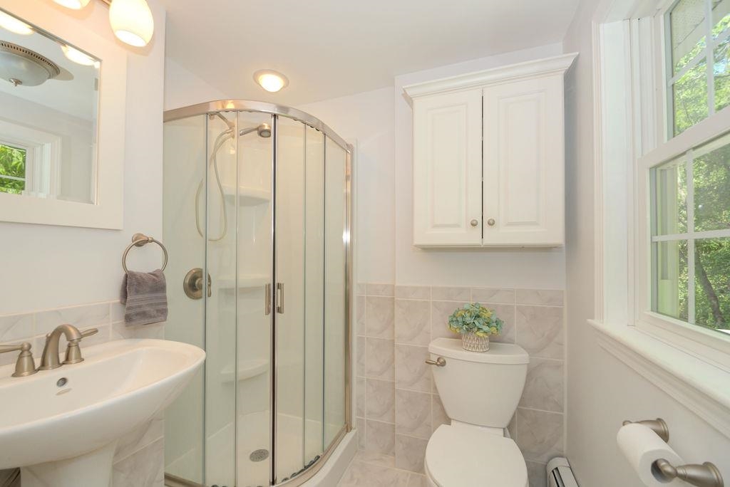 4 Heritage Hill Road Windham, NH 03087 - Photo 21 of 32