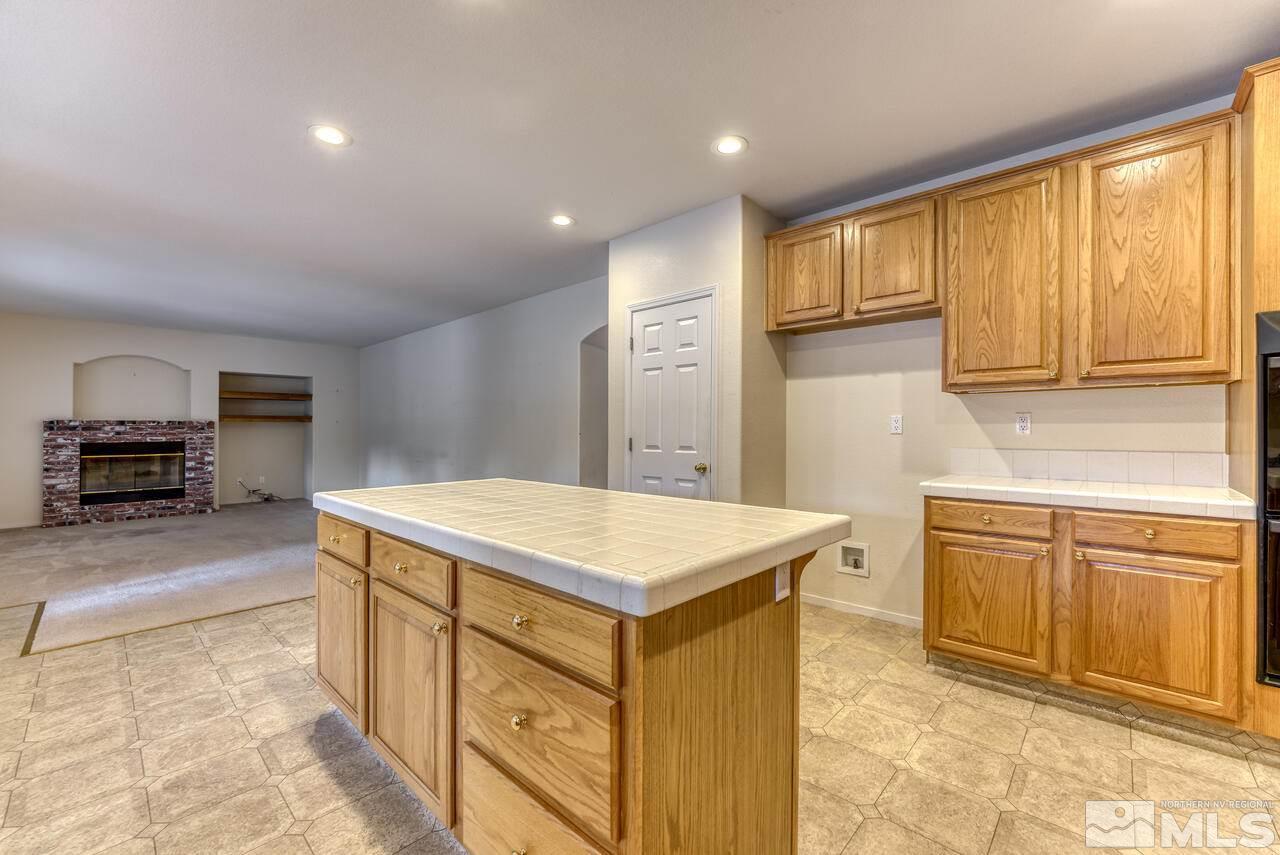 3717 Calgary Drive Reno, NV 89511 - Photo 6 of 39 Photo 6