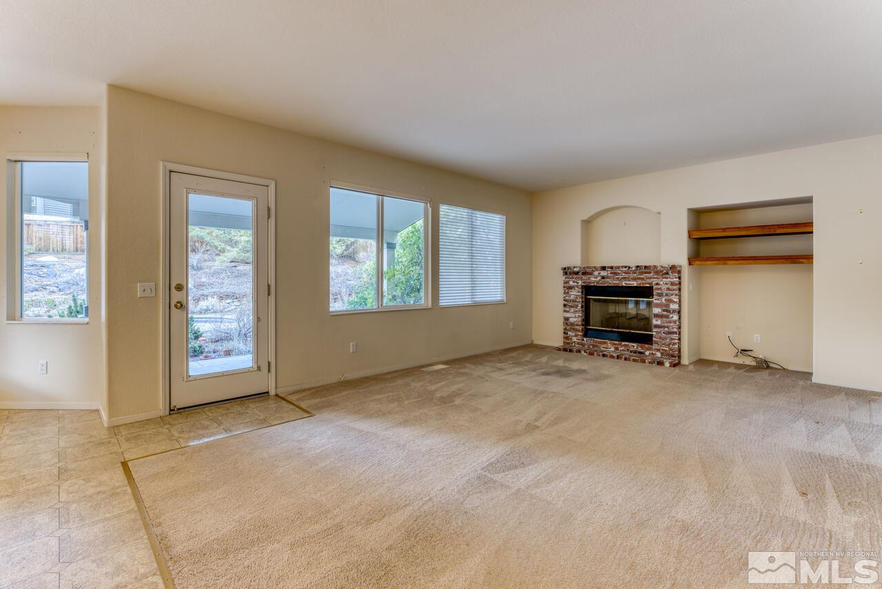 3717 Calgary Drive Reno, NV 89511 - Photo 9 of 39 Photo 9