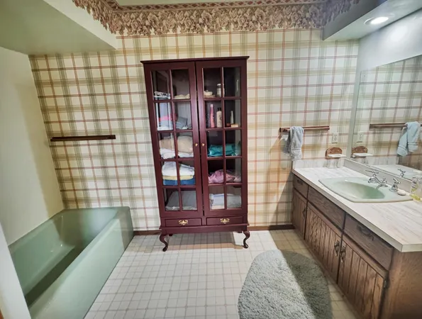 $650,000 | 74 Deerpath Road, Tracy, MN 56175