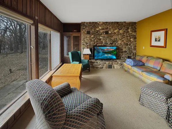 $650,000 | 74 Deerpath Road, Tracy, MN 56175