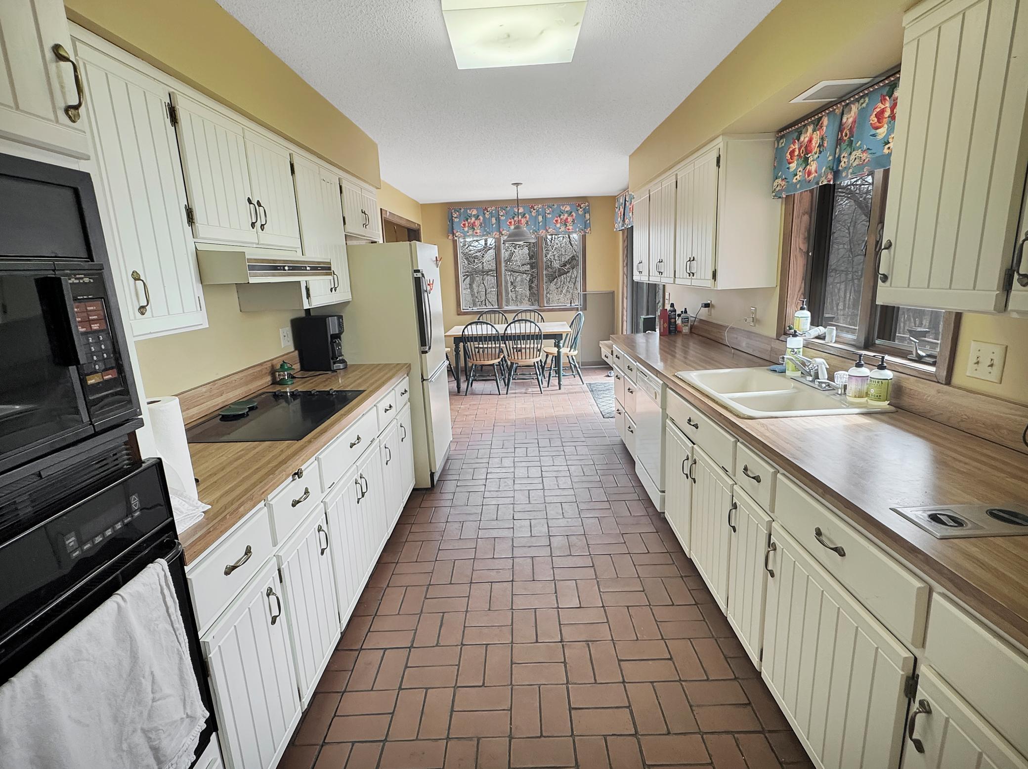 74 Deerpath Road Tracy, MN 56175 - Photo 10 of 25