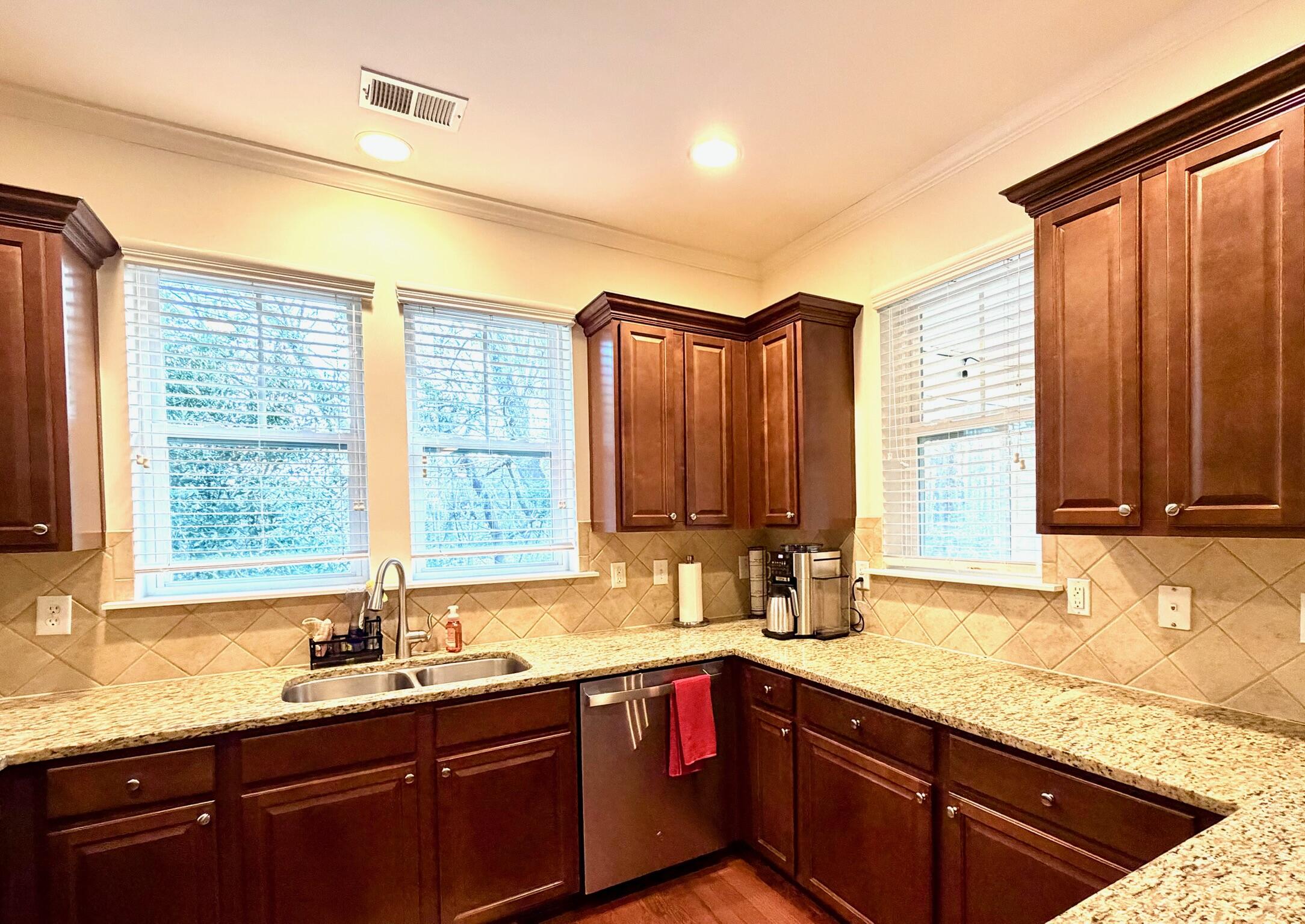 1219 Dingle Road Mount Pleasant, SC 29466 - Photo 24 of 72 IMG_2397