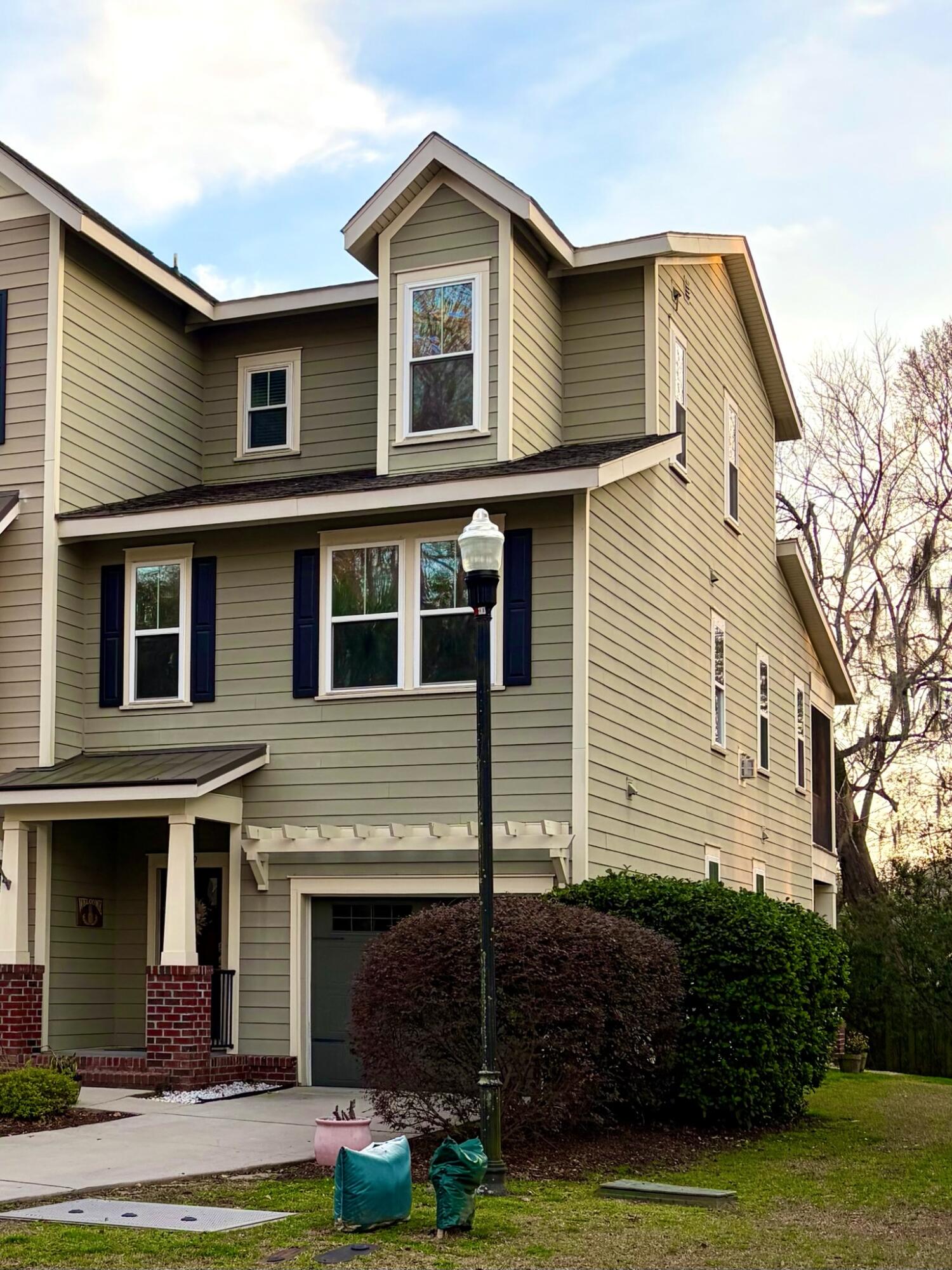 1219 Dingle Road Mount Pleasant, SC 29466 - Photo 3 of 72 IMG_2592