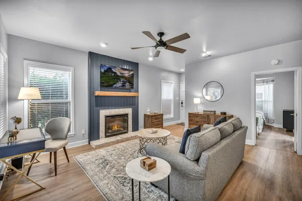 $2,750 | 5 Tournament Way, Unit 1, The Hills, TX 78738