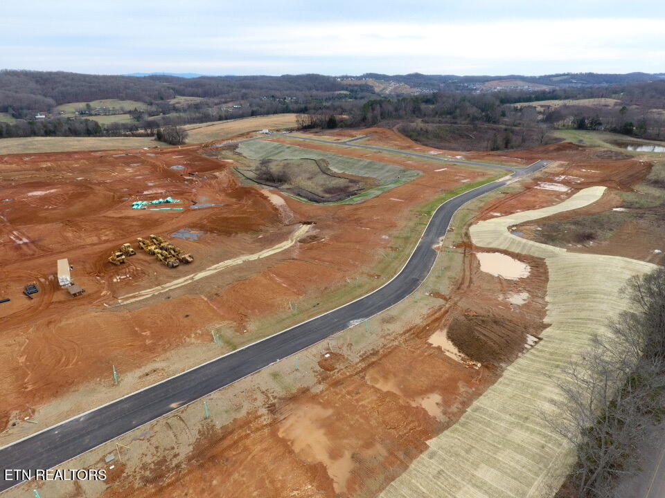 12086 Signal View Road Knoxville, TN 37932 - Photo 35 of 38 HH drone